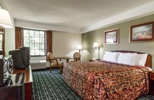 Days Inn by Wyndham Dumfries Quantico
