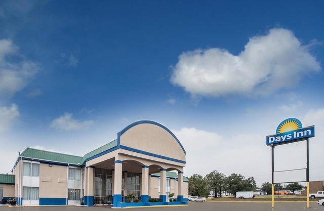 Days Inn by Wyndham Duncan