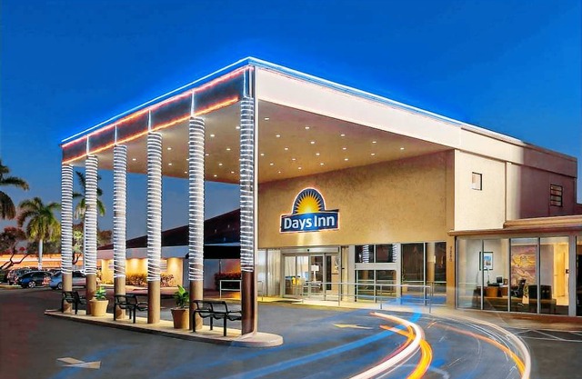 Days Inn by Wyndham Miami International Airport