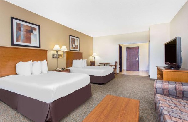 Days Inn by Wyndham Phenix City Near Fort Benning