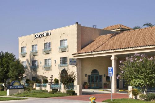 Days Inn 