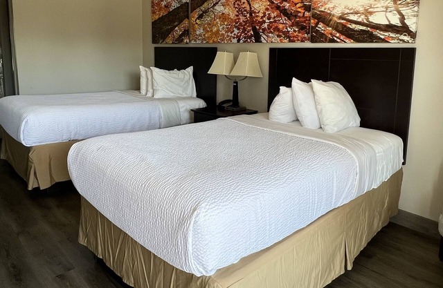 Days Inn by Wyndham Staunton