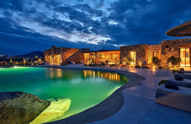 Dazzling Paros Villa | Villa Acquabella | 5 Bedrooms | Private Infinity Pool.