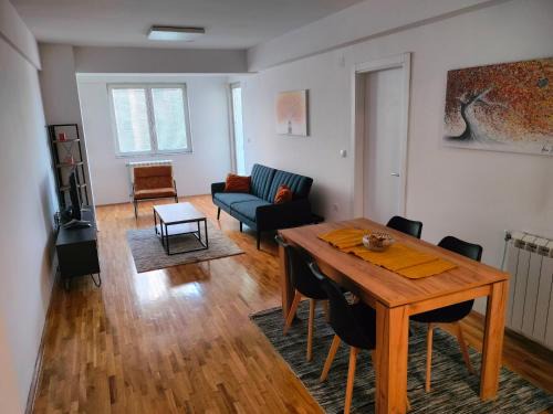 DB Apartment