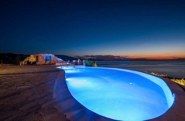 Deep Blue Villa by Fantasia Villas
