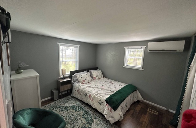 Delightful mobile home with WiFi in charming Arlee