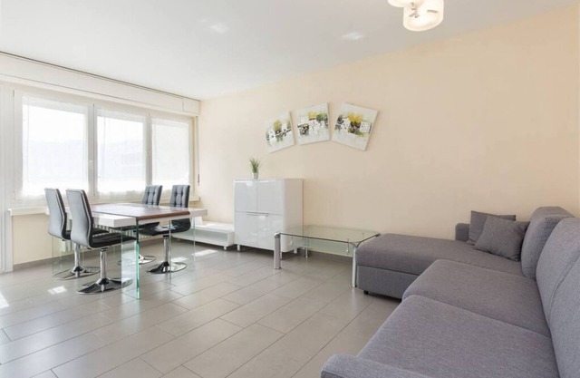 Delightful two-bedroom apartment in residential neighborhood, Savosa - GIRASOLE