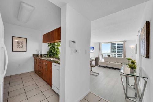 Deluxe 1 Bedroom Apartment Brickell Ocean View