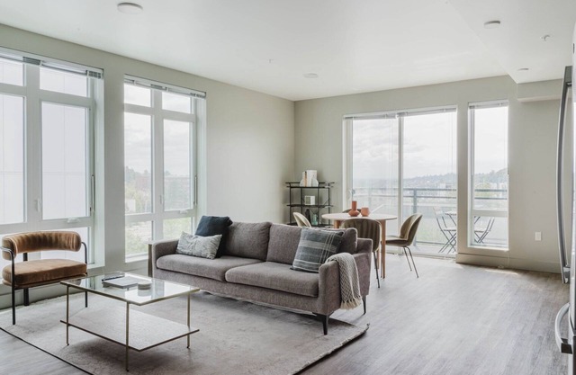 Deluxe First Hill 2BR w/Gym, BBQ & Rooftop Lounge, by Blueground