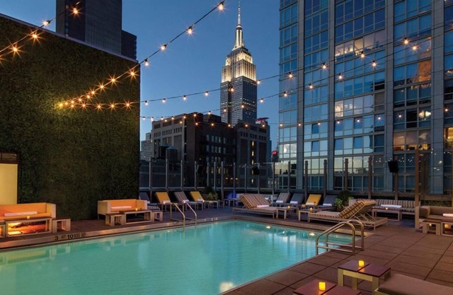 Deluxe King at Royalton Park Avenue