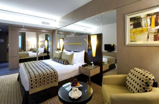 Deluxe Room In Al Qusais 3 By Luxury Bookings AB