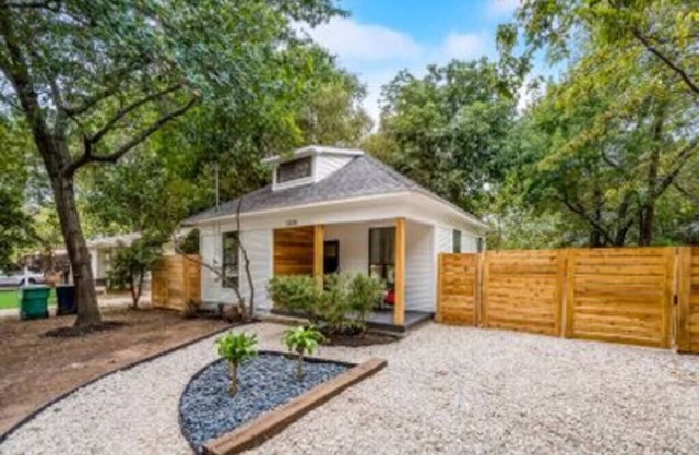 Denton Home near Square UNT & TWU