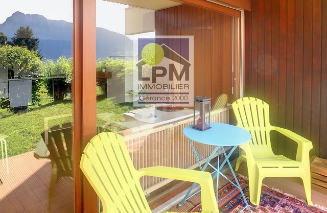 Dents du Midi A1 1 bedroom renovated apartment for 2 to 4 people at third floor of grood floorat abo