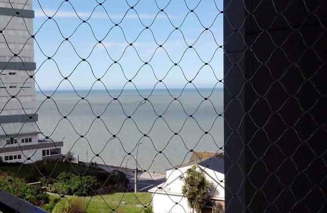 Departamento de 2 amb, vista parcial mar