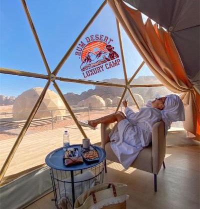DESERT LUXURY CAMp & BUBBLES ROOM