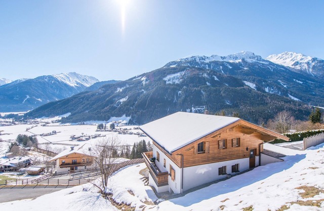Detached chalet with magical views