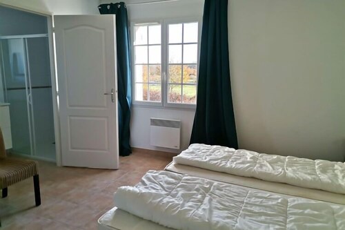 Detached villa with large garden near beautiful golf course