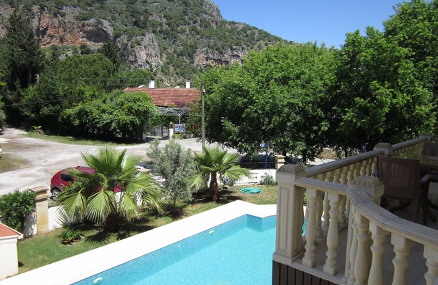 Detached Walled & Gated Villa With WI FI, Private Pool, Separate jacuzzi.