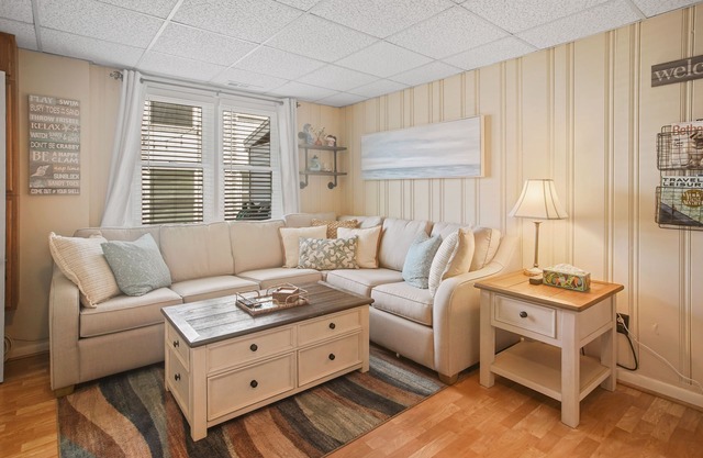 DeweyBeach 2BR Ground Floor Condo. Family-Friendly, quiet, clean, walk to beach!
