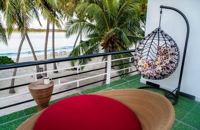 Dhonfulhafi Beach View & Spa