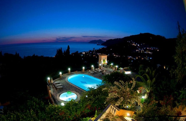 Dina's Paradise