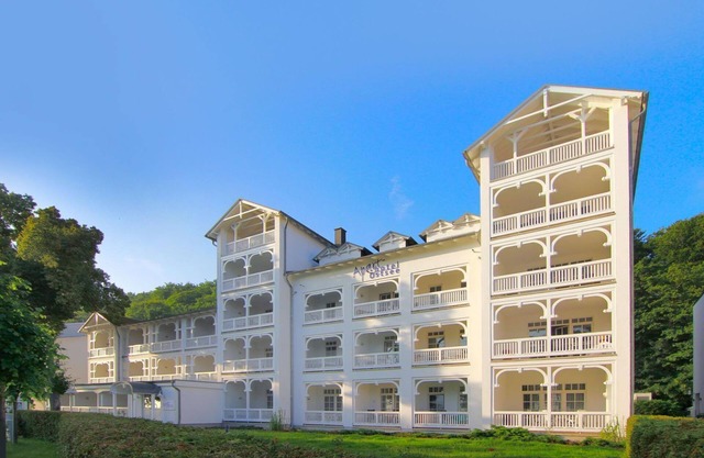 Directly on the beach promenade, balcony with sea view - Aparthotel Ostsee FeWo 10
