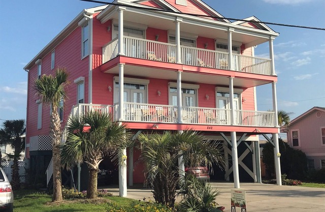 DISCOUNT SAVE! - CORAL MIST- Luxury 2nd Row Ocean/Marsh Vws 7BR/8BA House Pool