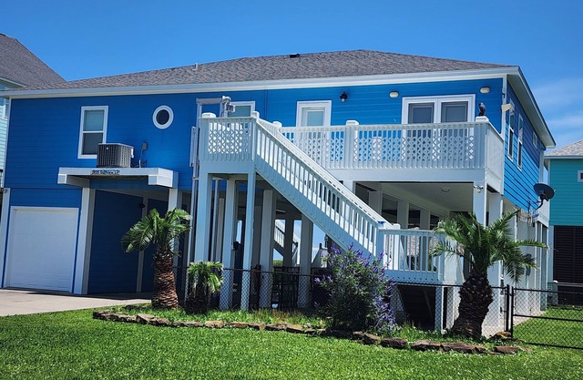 Discover tranquility at this 3/3 steps away from the beach with a fenced yard