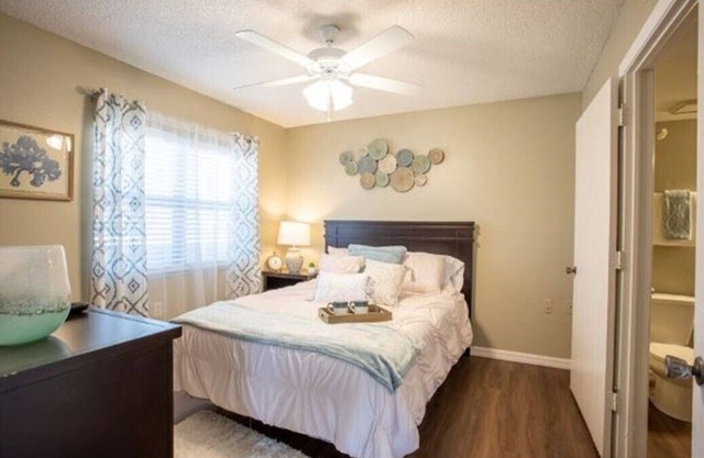 Discover Your Perfect Retreat: Cozy Modern 1 Bedroom Apartment Awaits
