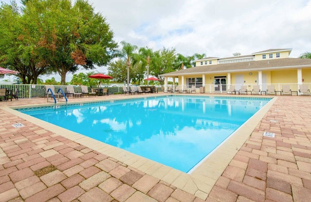 Disney Vacation home 20 mins away from Parks!