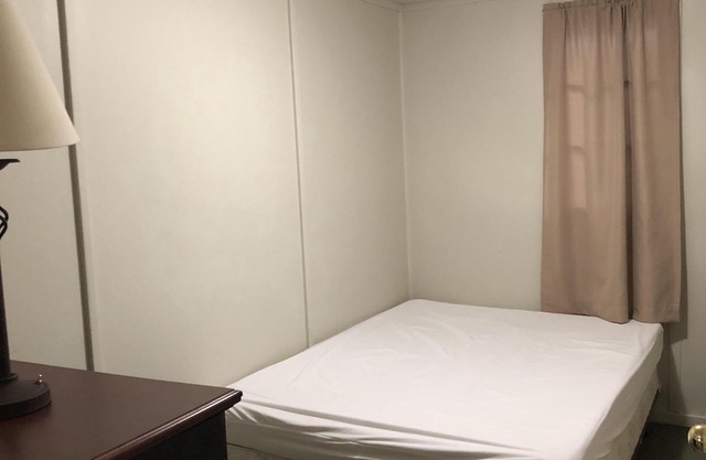 Dock Life Cottage 10 - Riverside, 2 Bedroom, Wasaga