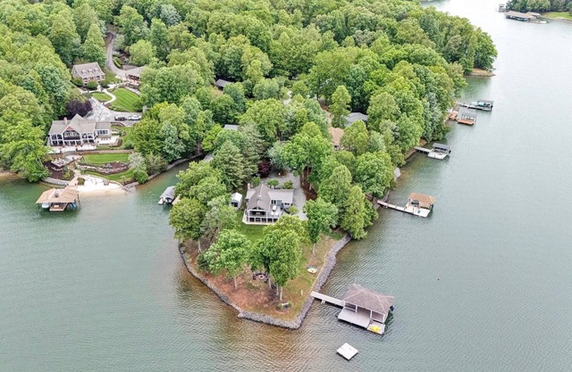 Dockside dreaming at its best? The views.AMAZING!