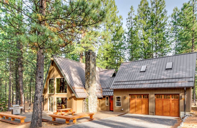 Dog-friendly A-frame-inspired home on 1/2 acre with pools, hot tubs & sauna