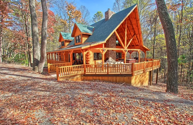 Dogwood Lane Lodge- sleeps up to 18 -Hocking Hills