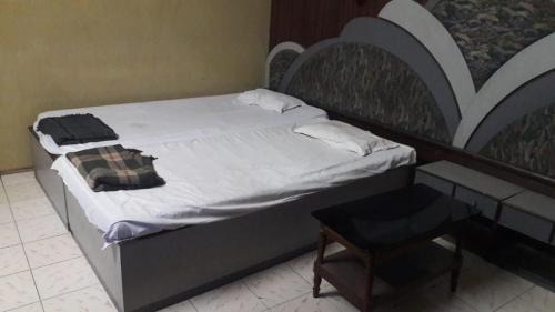 Dolphin hotel