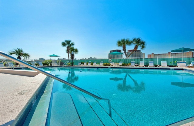 Dolphin Point 104b 2 Bedroom Condo by RedAwning