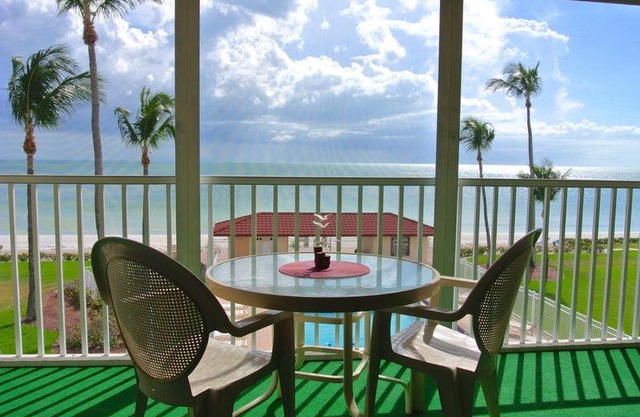 Dolphin Way B-204 - Monthly Condo
