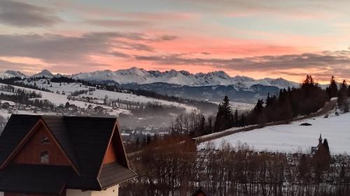 Domek na Ubocy z sauną i widokiem