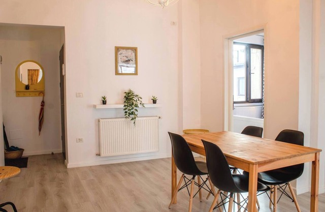 Domus Old Town Retreat – Cozy & Central
