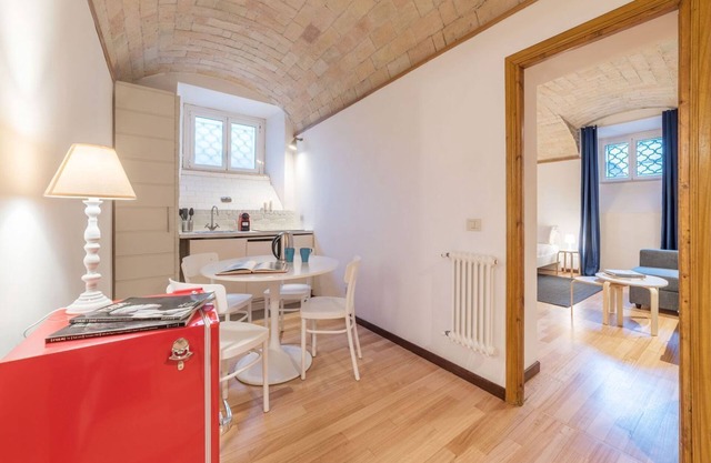 DOMUS TORLONIA, few steps from Villa Torlonia