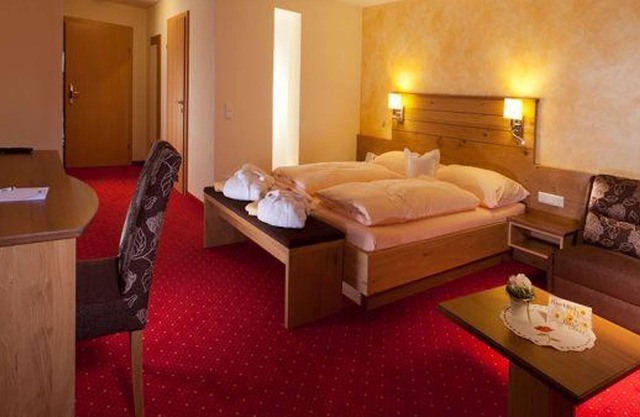 Doppelzimmer Comfort mit Dusche od. Bad, WC - Hotel Waldfrieden