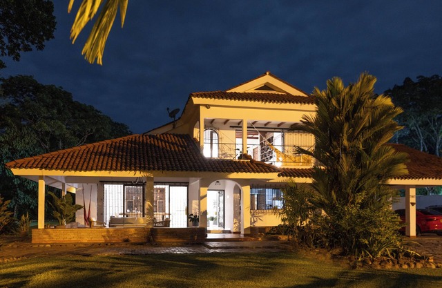 DORAL HOUSE VILLAVICENCIO