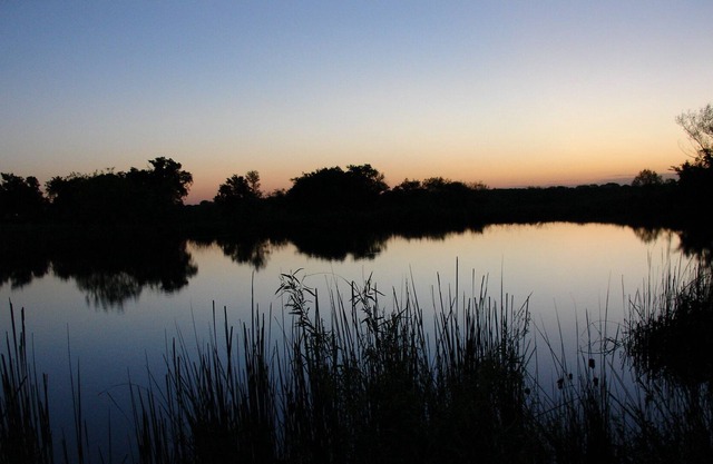 Double ranch guesthouse on private lake and 1500 acres