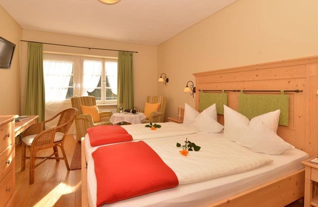 Double room with bath, WC "42 and 45" - Herzen`s Landhaus