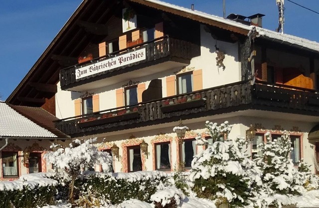 Double Room with Bath - Landgasthof "Zum Bayrischen Paradies"