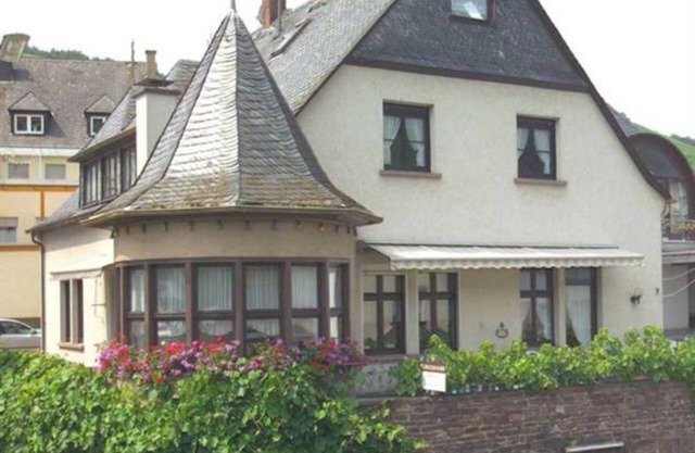 Double room with shower/WC/balcony - Winzerhaus Haas-Lenz