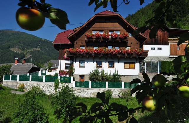 Double room without balcony - Landhaus Hinteregger