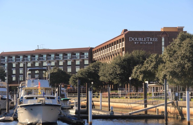 DoubleTree by Hilton Hotel New Bern Riverfront