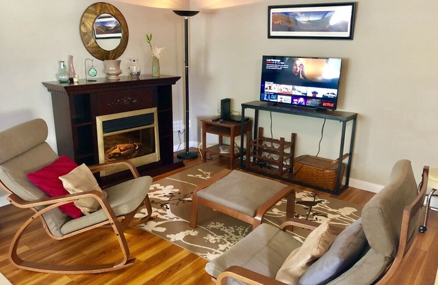 **********Downtown Location~Walking distance to Everything/Family Friendly******