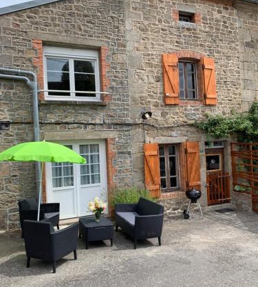Doxie Cottage